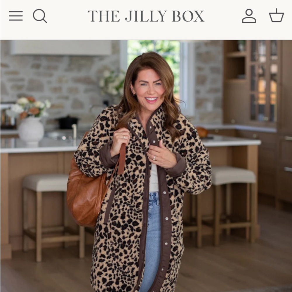 Jilly Market Brunette the label leopard coat